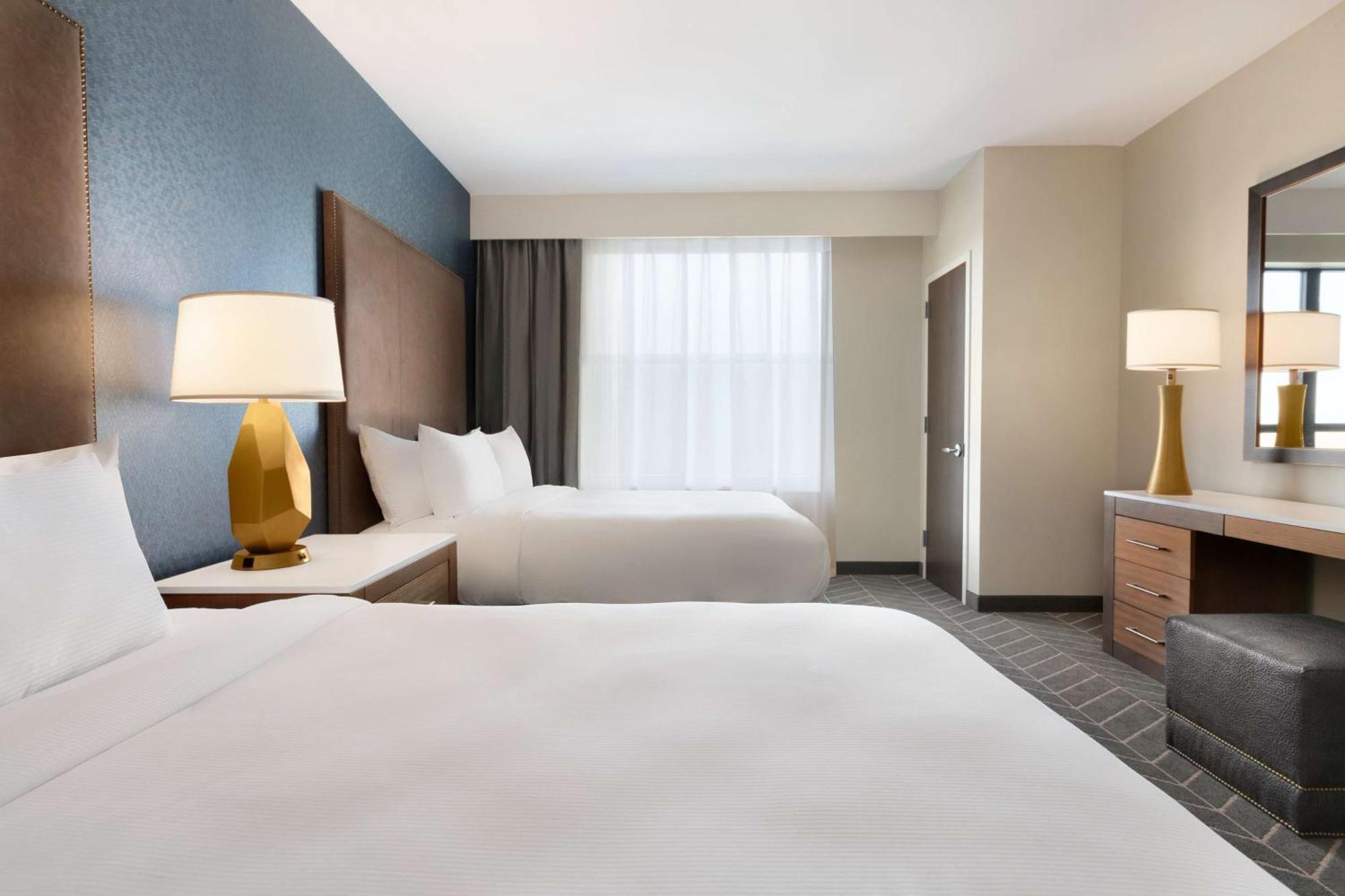 Embassy Suites By Hilton Wilmington Riverfront Eksteriør billede