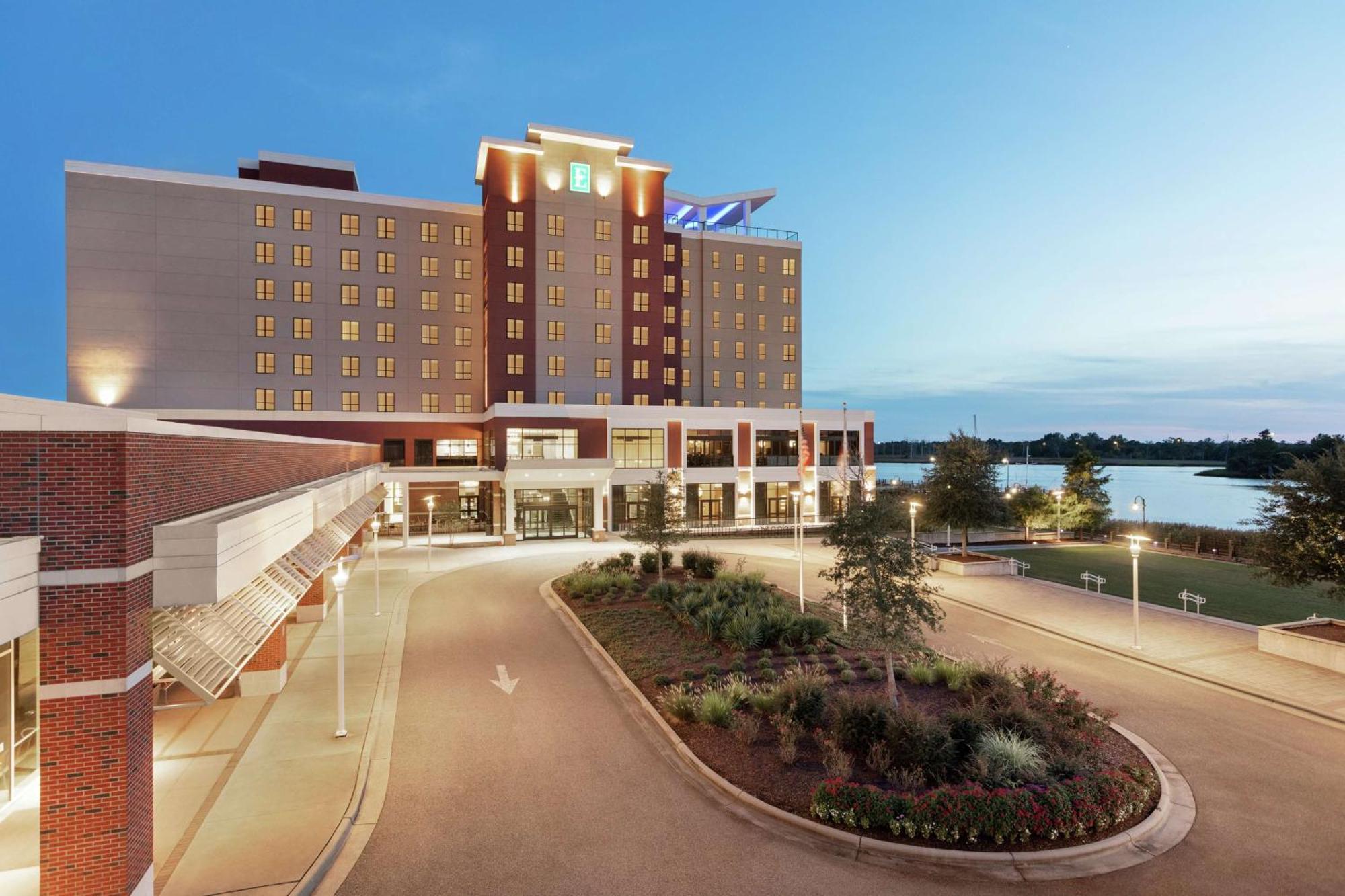 Embassy Suites By Hilton Wilmington Riverfront Eksteriør billede